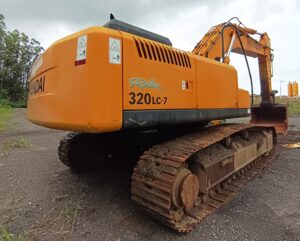 Escavadeira Hidráulica Hyundai R320LC-7 - 2012