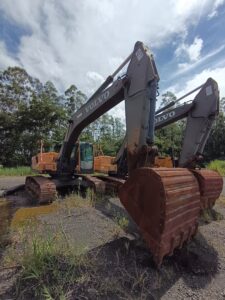 Escavadeira Hidráulica Volvo EC240 BLC - 2012