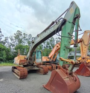 Escavadeira Hidráulica Volvo EC210 BL - 2009