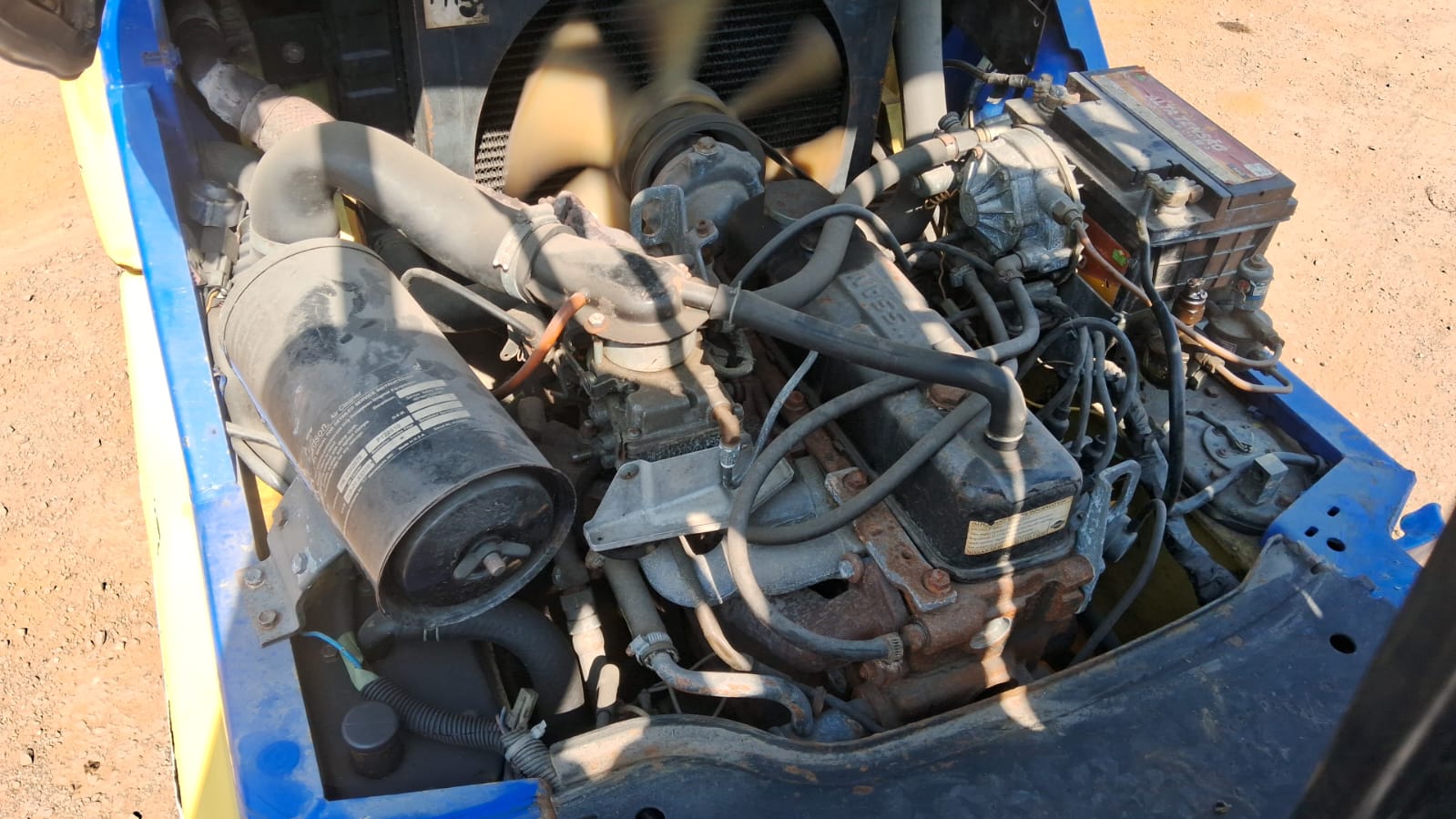 Empilhadeira FG25T (12)