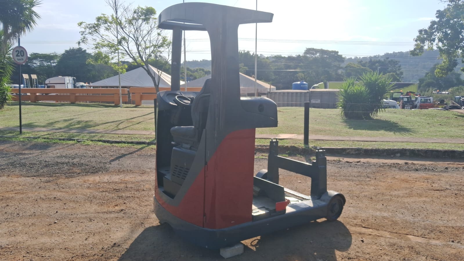 Retratil Linde R17 (3)