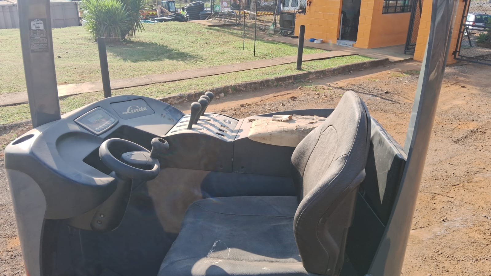 Retratil Linde R17 (7)
