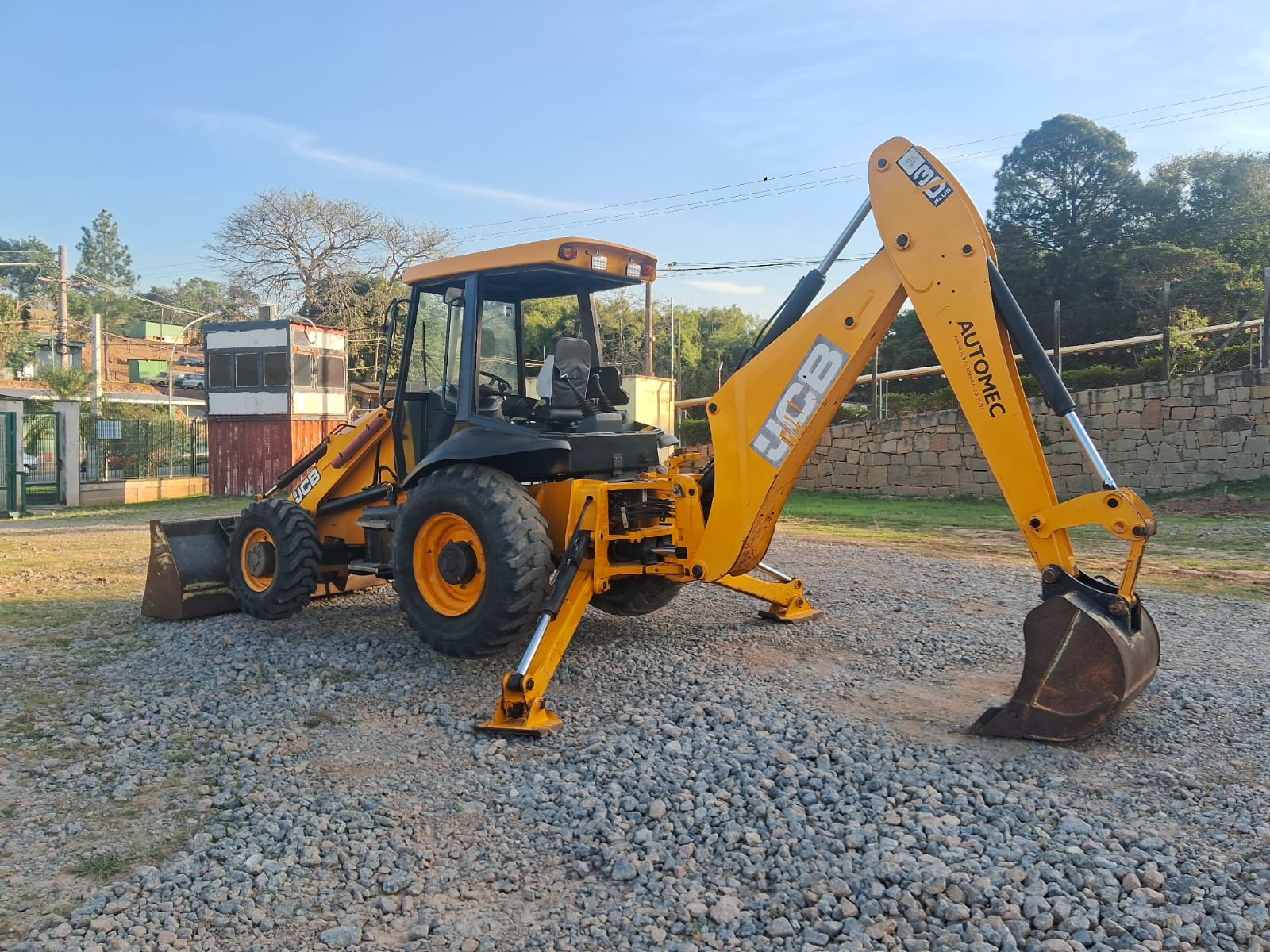 Retroescavadeira JCB (14)