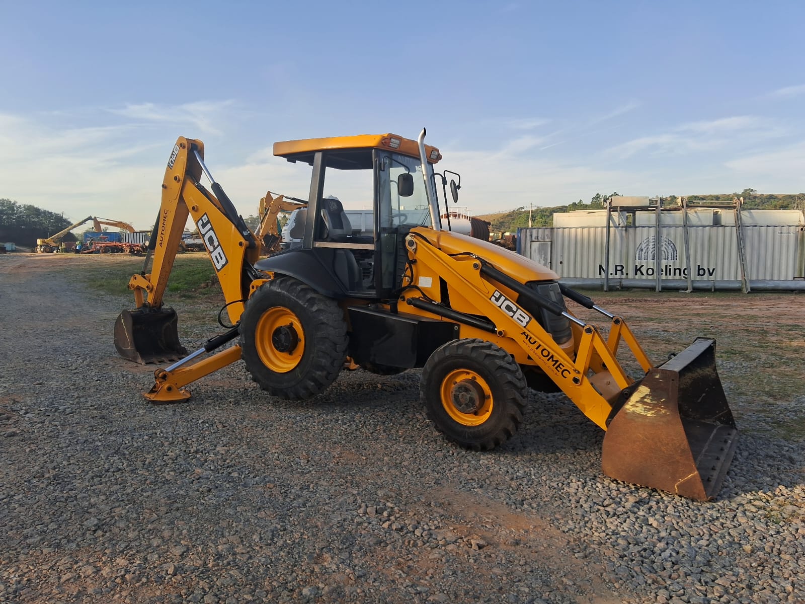 Retroescavadeira JCB (16)