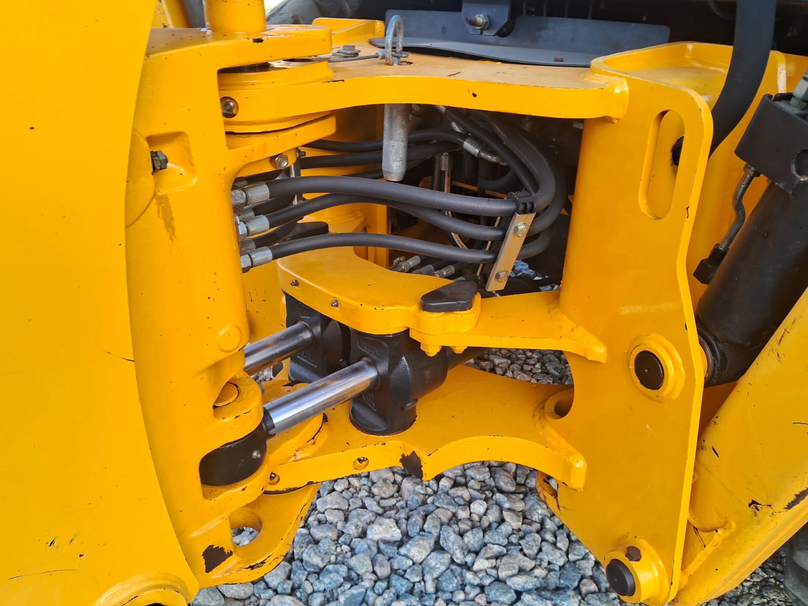 Retroescavadeira JCB (9)