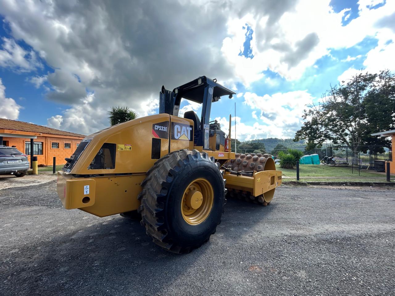 Rolo Caterpillar CP533 (6)