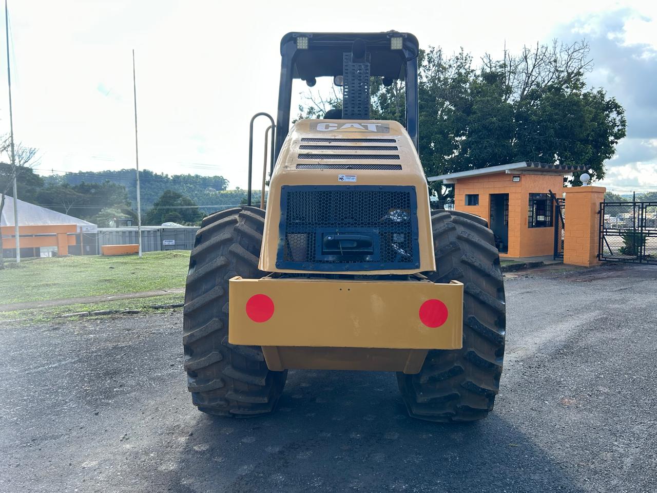 Rolo Caterpillar CP533 (7)