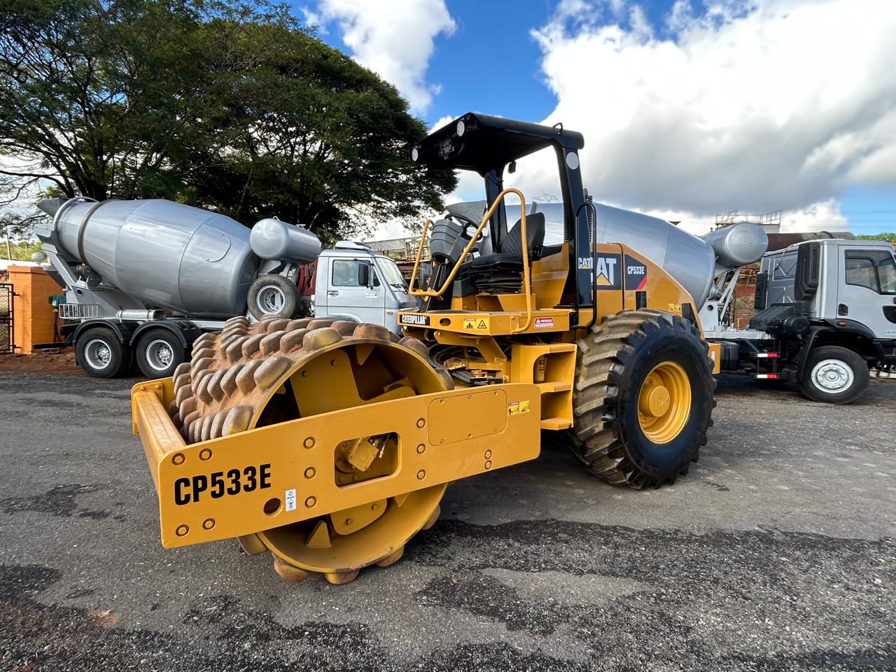 Rolo Caterpillar CP533 (9)