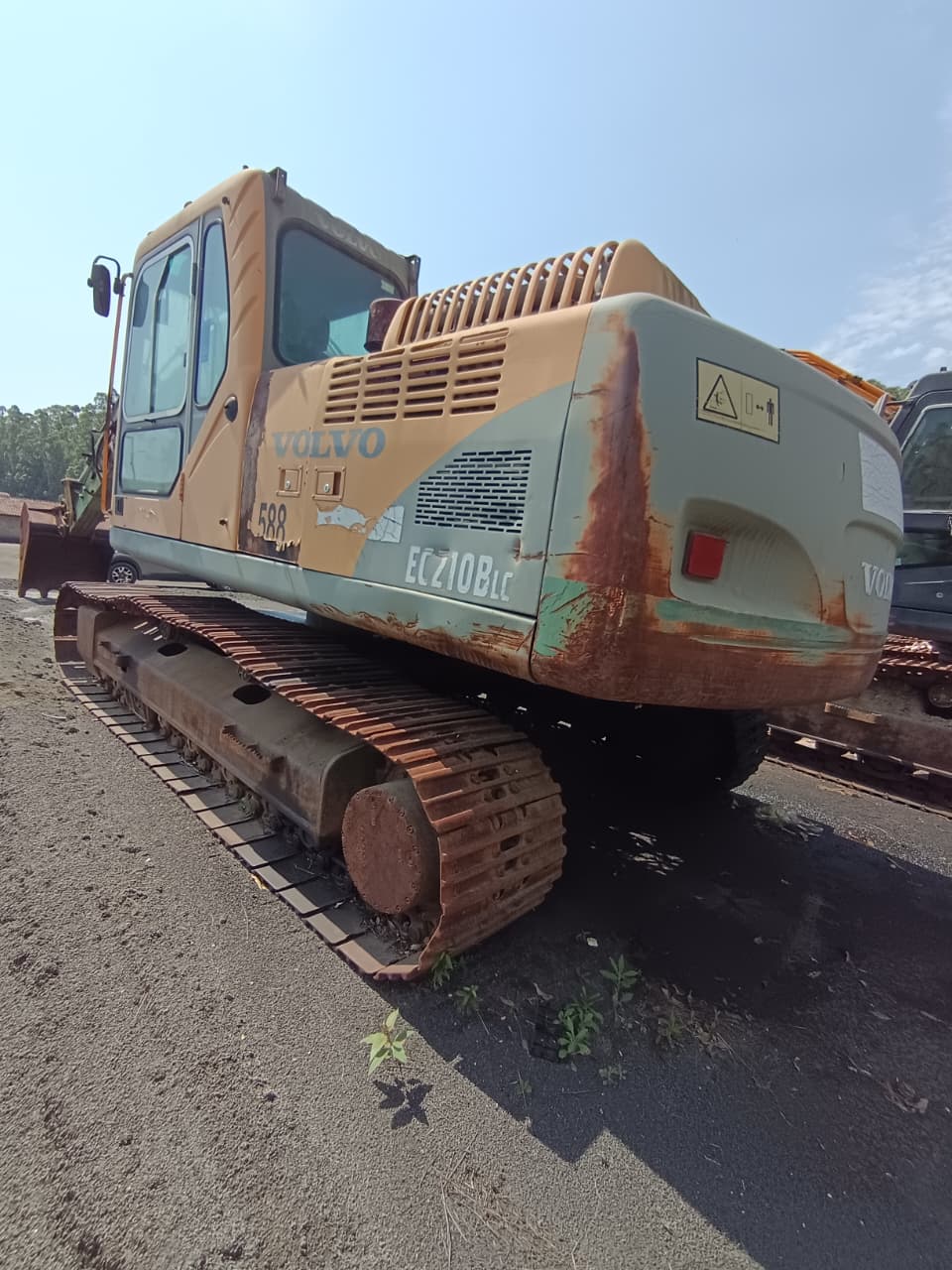Volvo EC210_24751 (5)