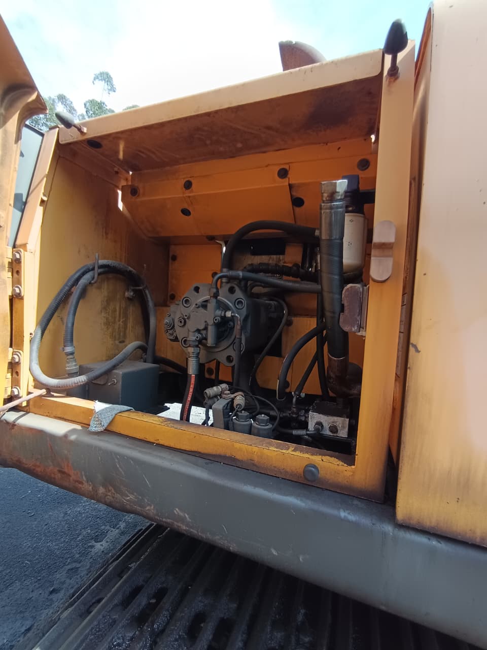 Volvo EC210_24751 (6)